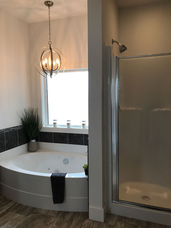 Jetted Tub and Shower
